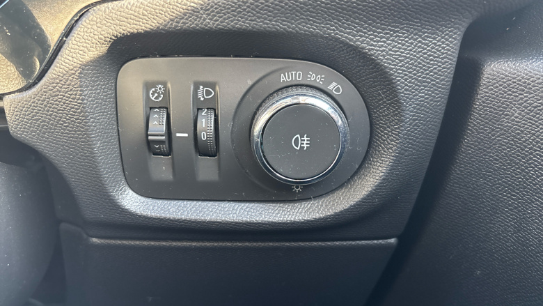 Vauxhall Corsa 1.2 Turbo SE Edition 5dr Auto Petrol Hatchback